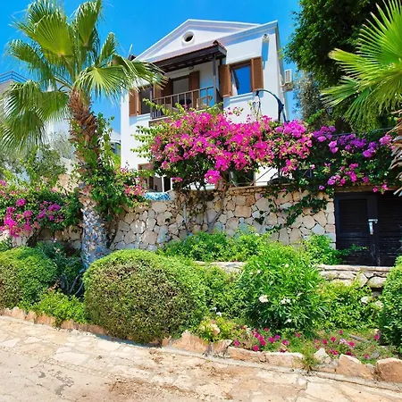 Stunning Seaviews Вилла
