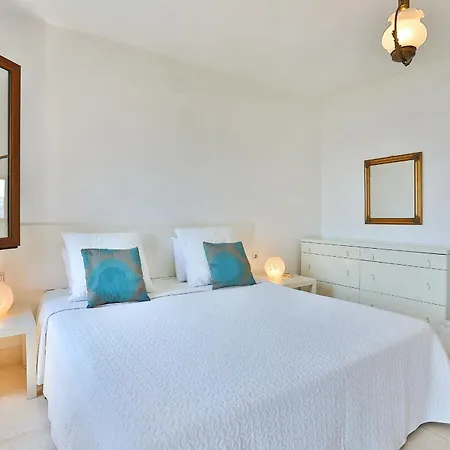 Вилла Stunning Seaviews