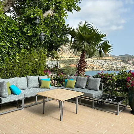 Вилла Stunning Seaviews *